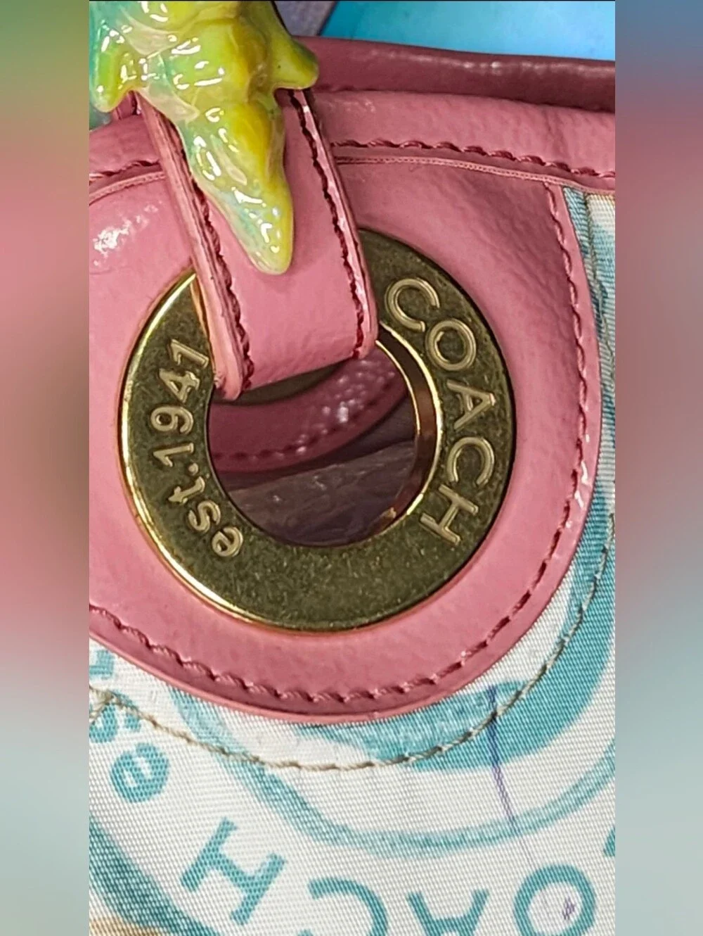 Vintage Coach Signature 